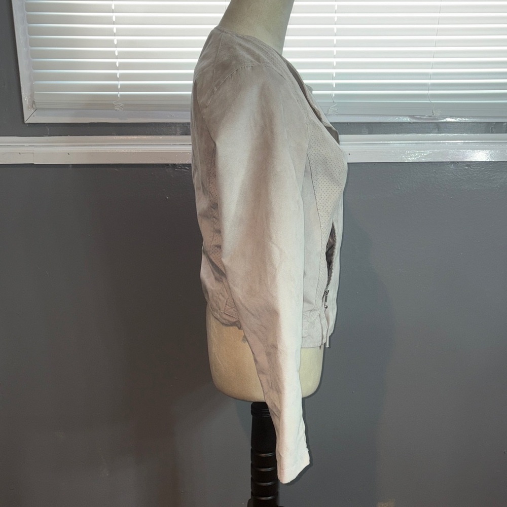 Maurices Light Gray Leather Jacket - image 4